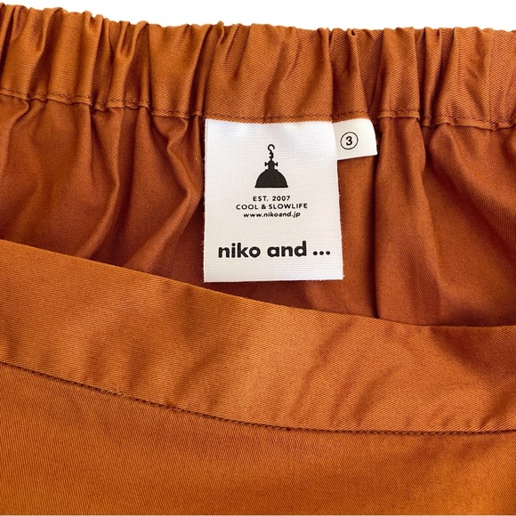 niko and… Deep Orange Tie-Sleeve Square Neck Blouse - Picture 9 of 14